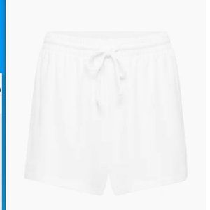 Aritzia Wilfred Free Weekend Short Medium NWT